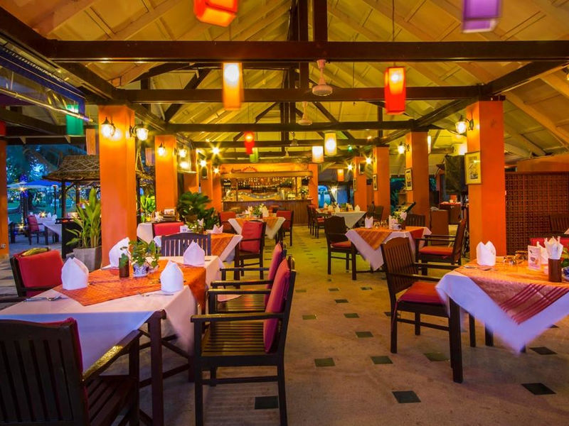 Amora Beach Resort