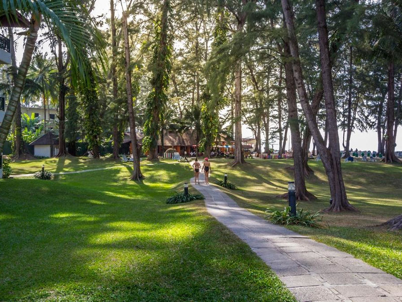 Amora Beach Resort
