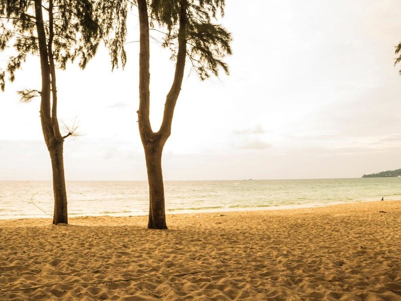 Amora Beach Resort