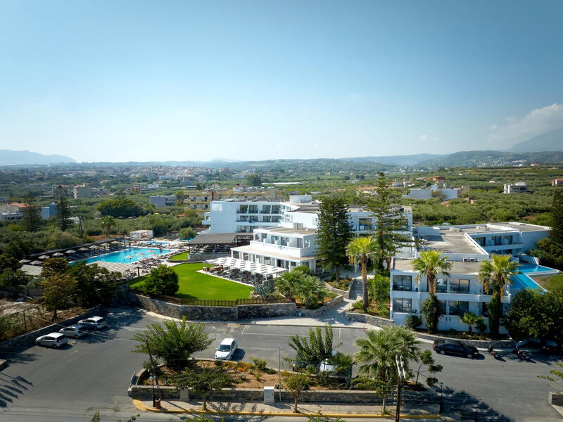 Amounda Bay