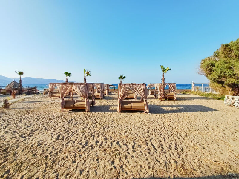 Amounda Bay