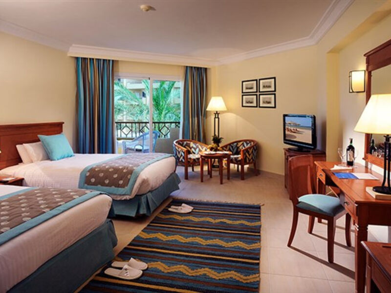 Amwaj Blue Beach