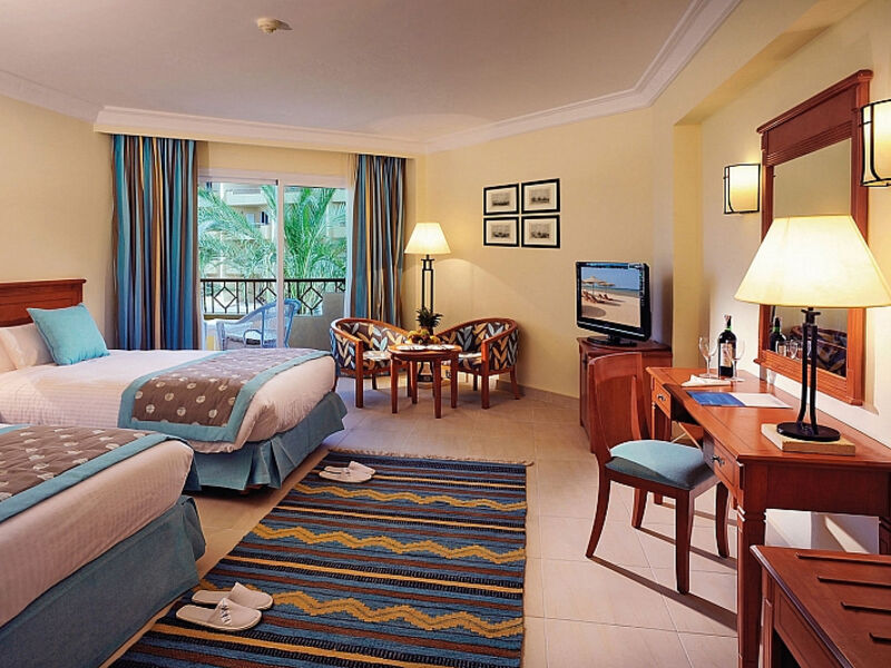Amwaj Blue Beach Resort & Spa