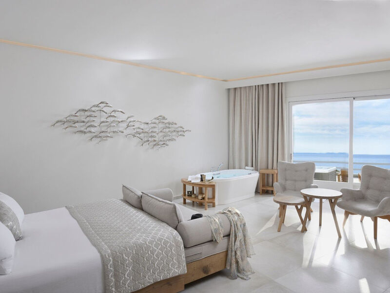 Anax Resort and Spa
