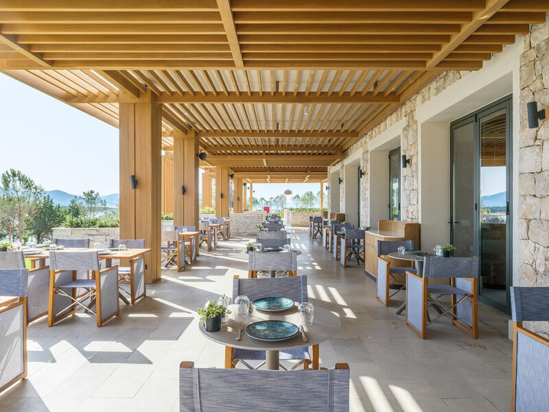 Anda Barut Collection