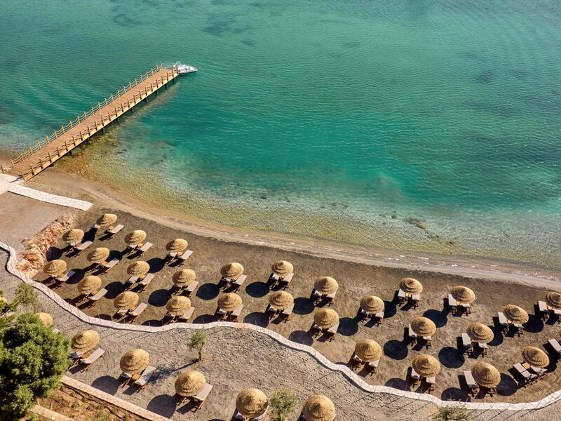 Anda Barut Collection