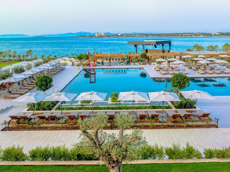 Anda Barut Collection