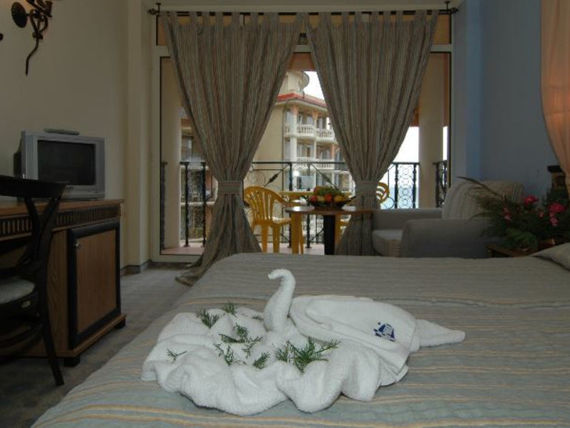 Andalusia/ Atrium