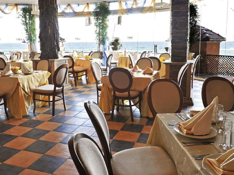 Andalusia/ Atrium