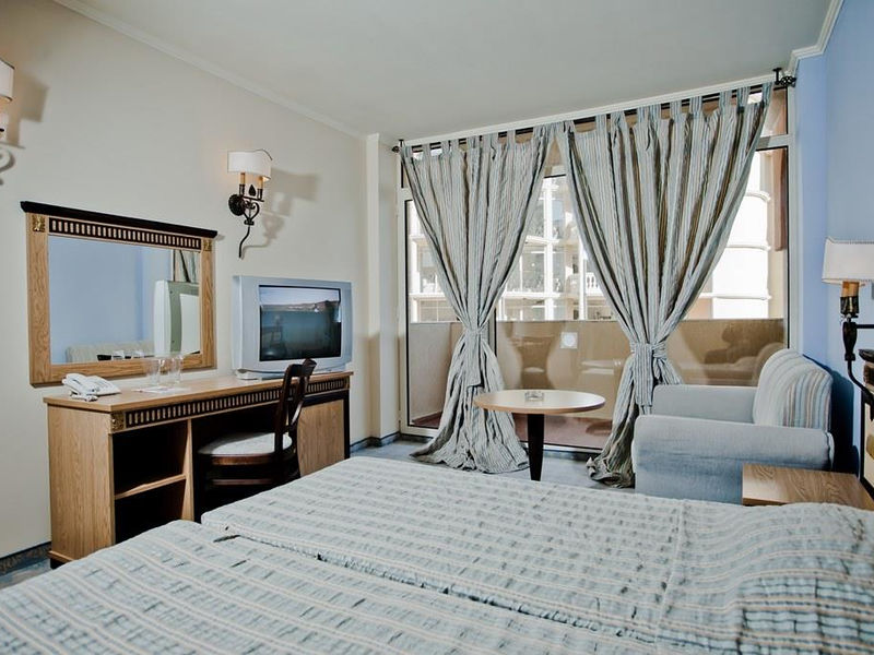 Andalucia Beach / Atrium Beach