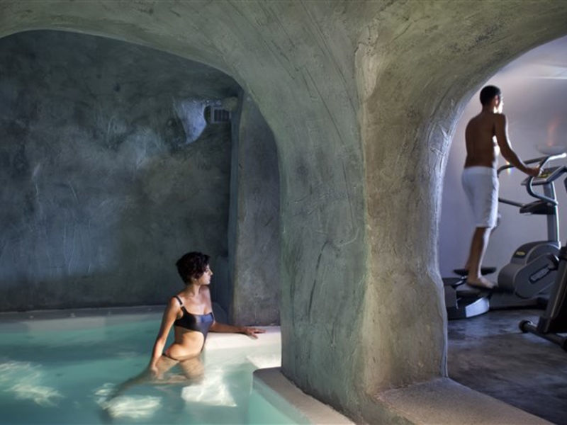 Andronis Luxury Suites