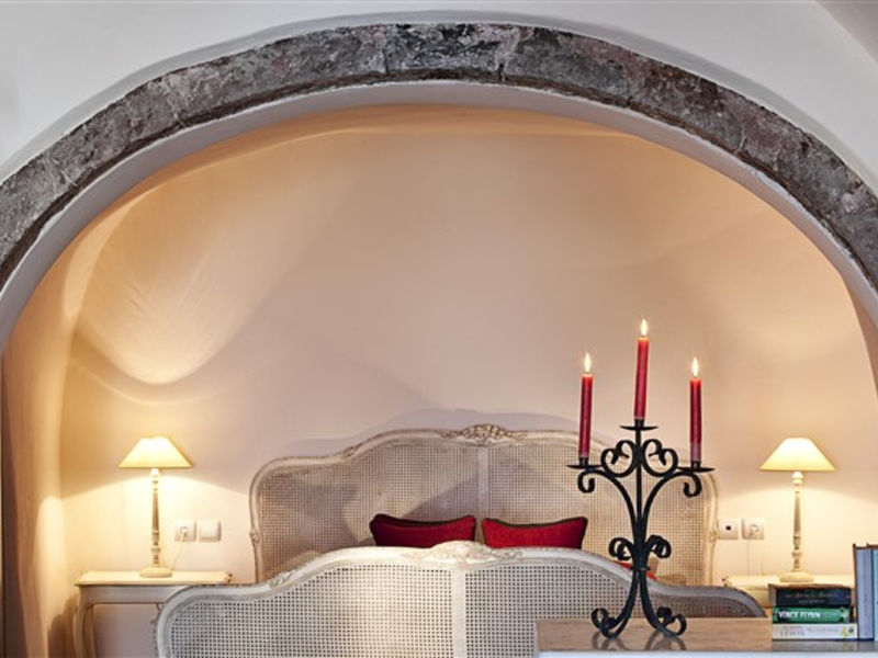 Andronis Luxury Suites