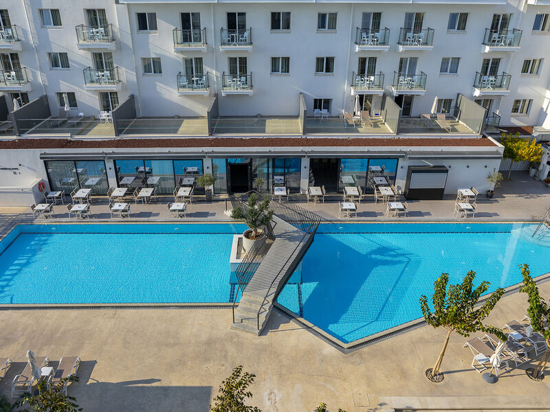 Anemi Hotel & Suites