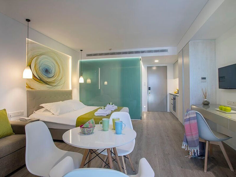 Anemi Hotel & Suites