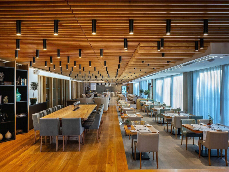 Anemi Hotel & Suites