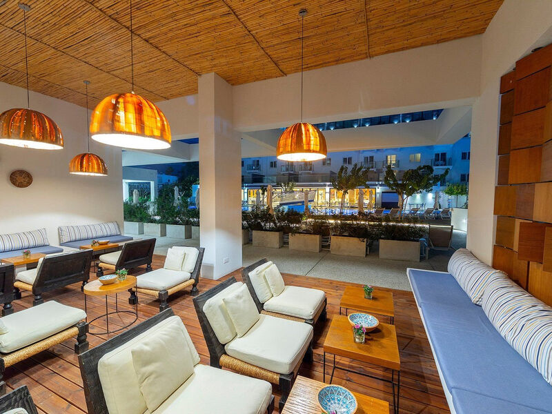 Anemi Hotel & Suites