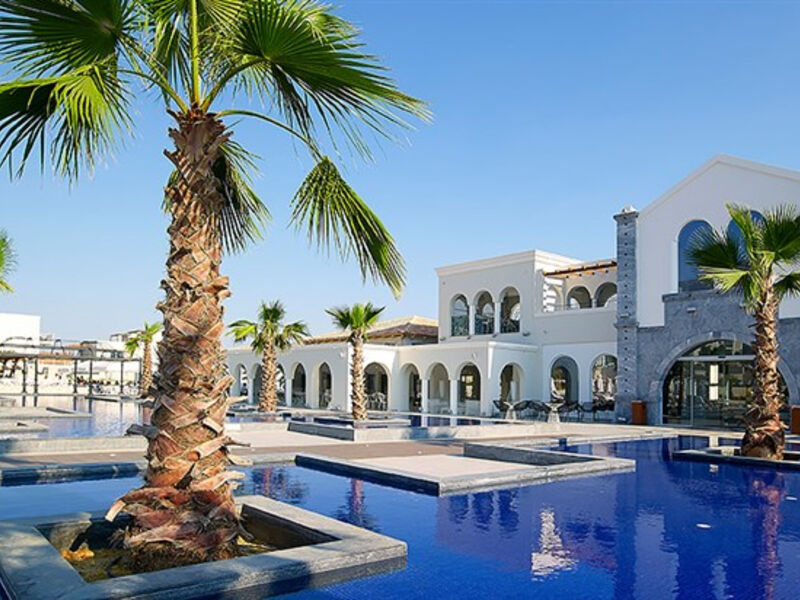 Anemos Luxury Grand Resort