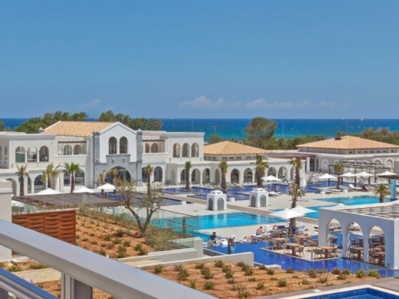 Anemos Luxury Grand Resort