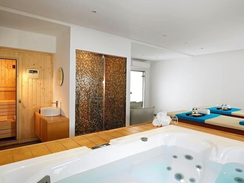 Anemos Luxury Grand Resort