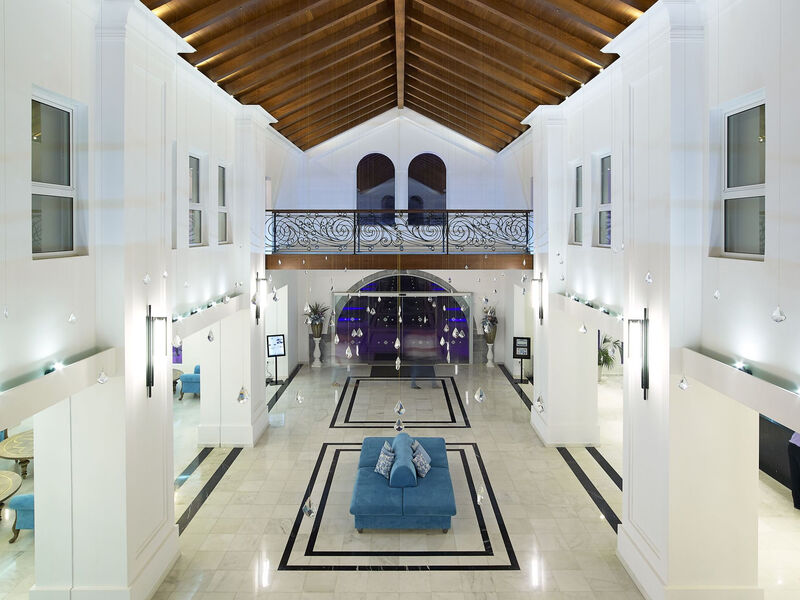 Anemos Luxury Grand Resort Hotel