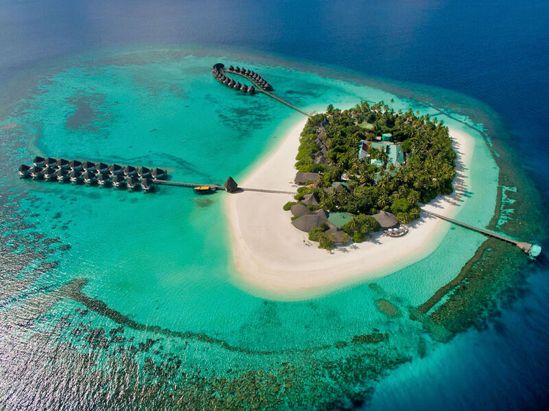 Angaga Island Resort & Spa