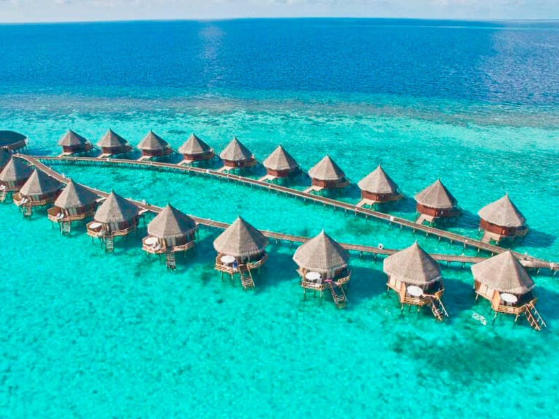 Angaga Island Resort & Spa