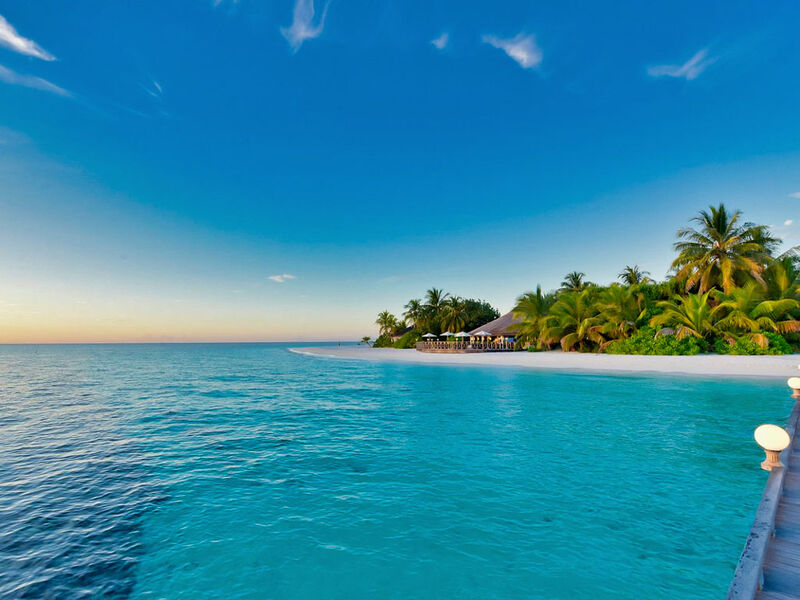 Angaga Island Resort & Spa