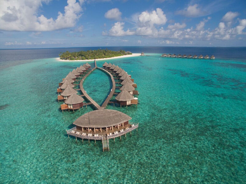 Angaga Island Resort