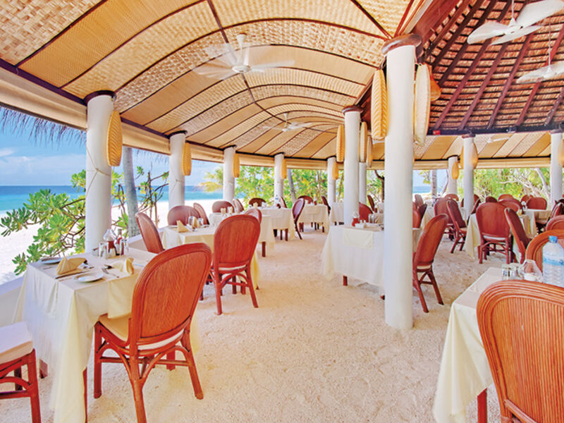Angaga Island Resort & Spa