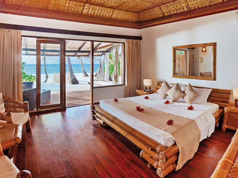 Angaga Island Resort & Spa