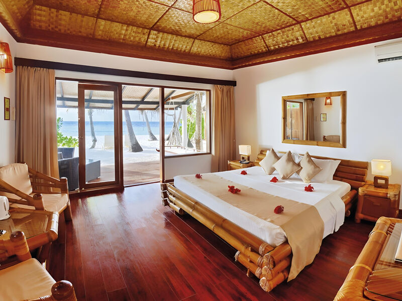 Angaga Island Resort & Spa