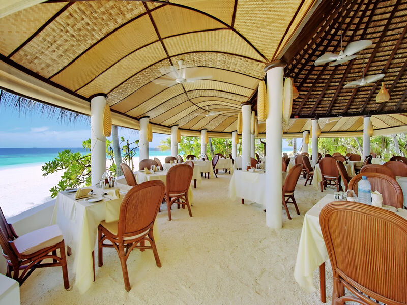 Angaga Island Resort & Spa