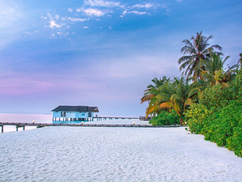 Angaga Island Resort & Spa