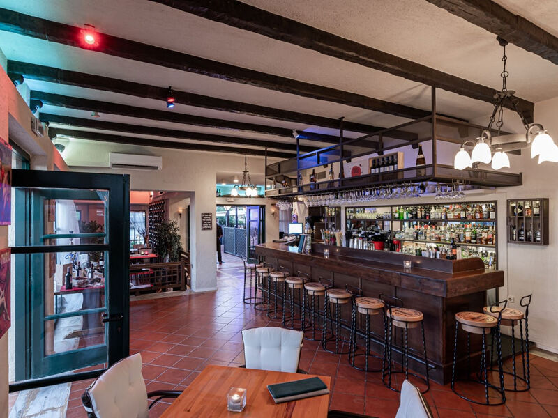 Anissa Beach Village