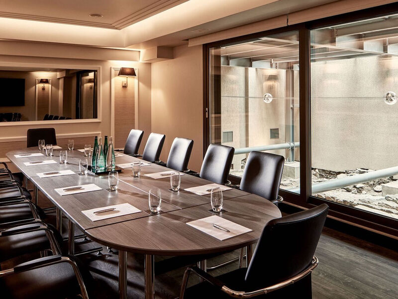 Antigon Urban Chic Hotel