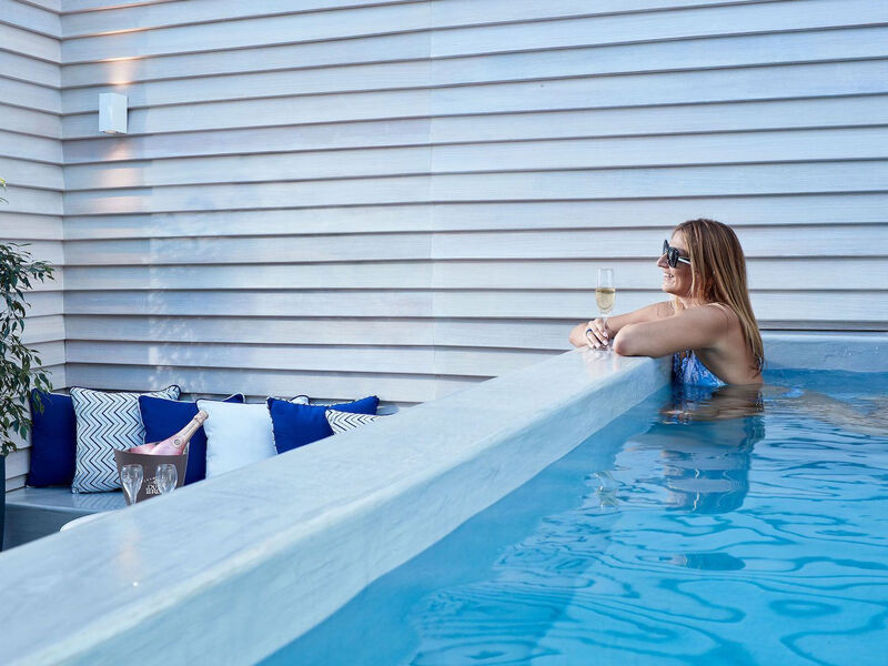 Antigon Urban Chic Hotel