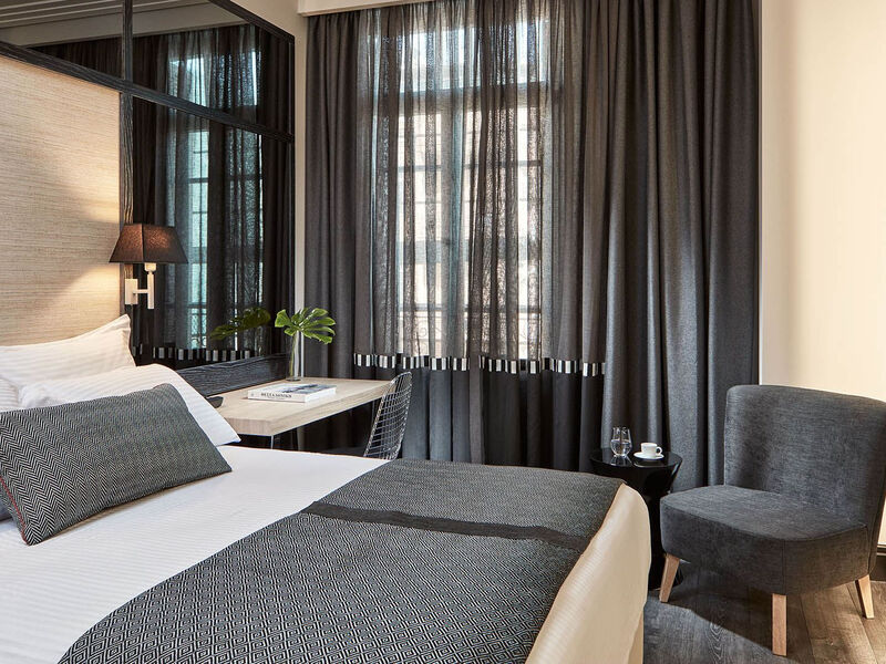 Antigon Urban Chic Hotel