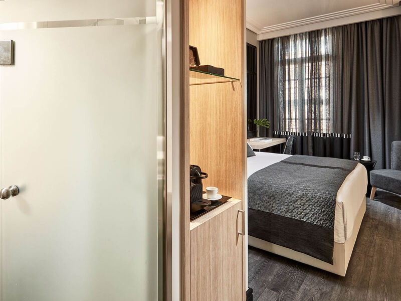 Antigon Urban Chic Hotel