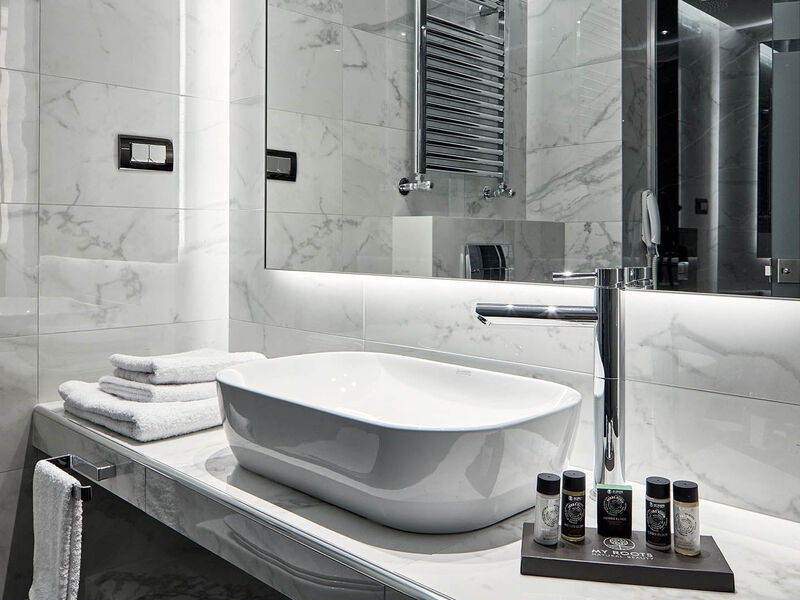 Antigon Urban Chic Hotel