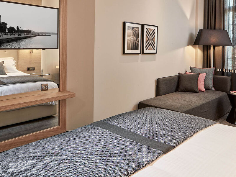 Antigon Urban Chic Hotel