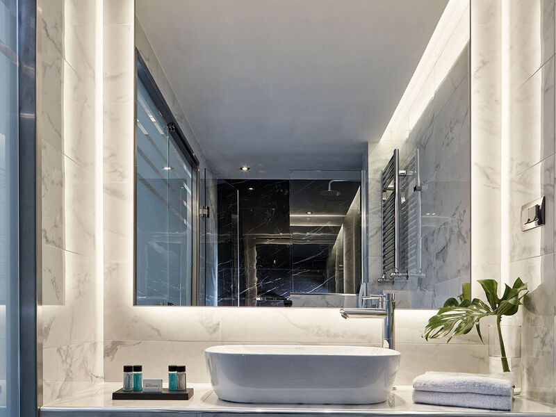 Antigon Urban Chic Hotel