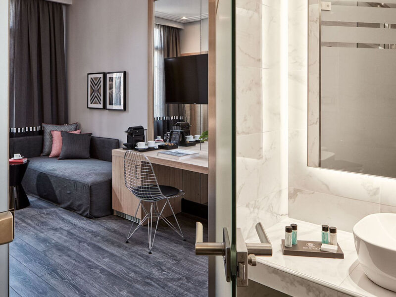 Antigon Urban Chic Hotel