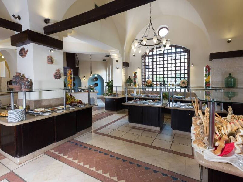 Apathotel Skiathos Living