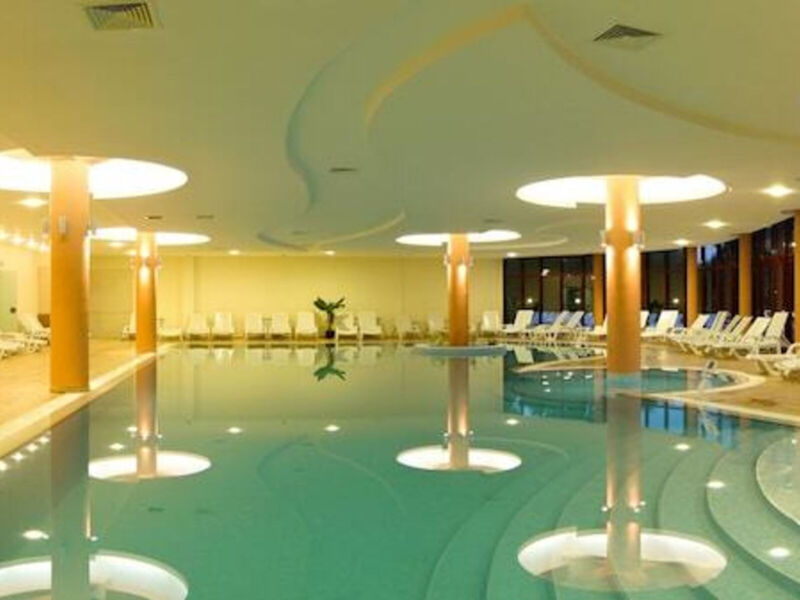 Apollo Golden Sands