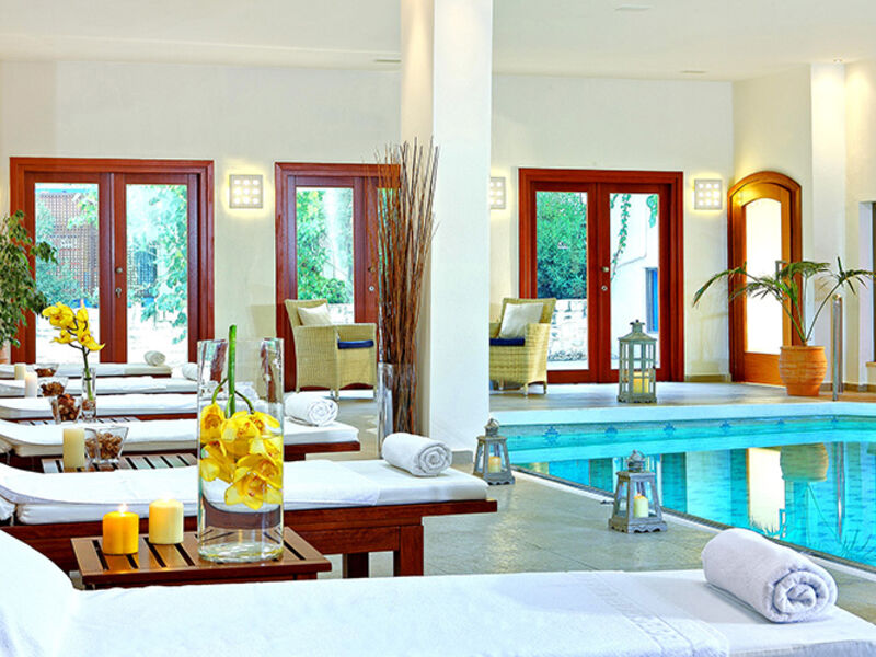 Apollonia Beach Resort & Spa