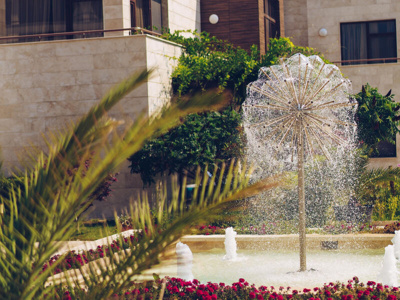 Apolonia Resort