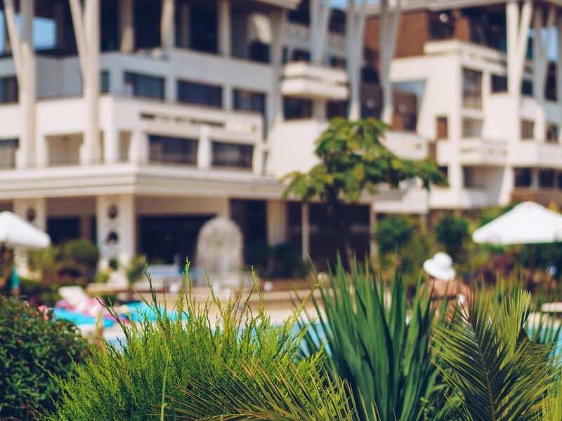 Apolonia Resort
