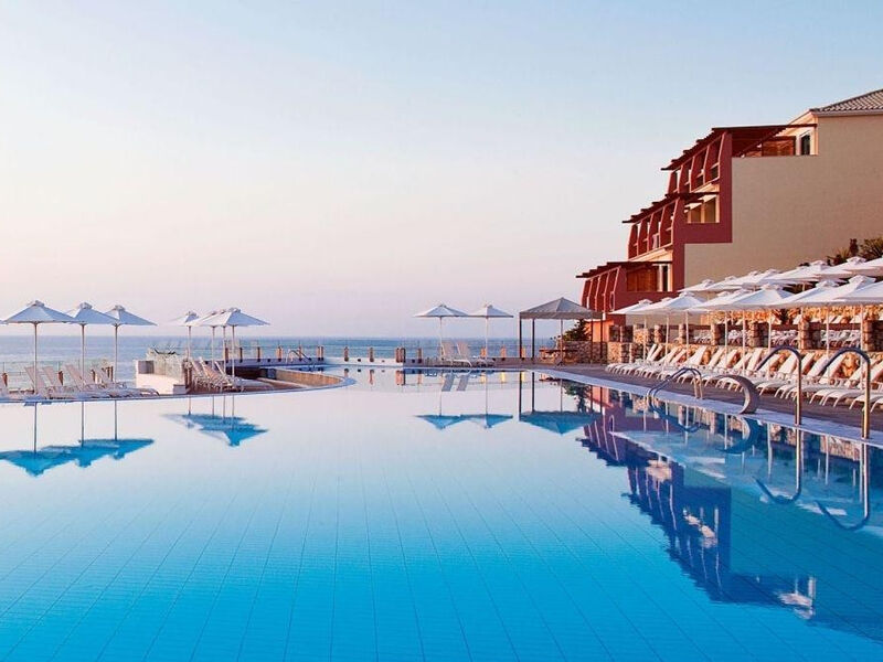 Apostolata Island Resort & Spa
