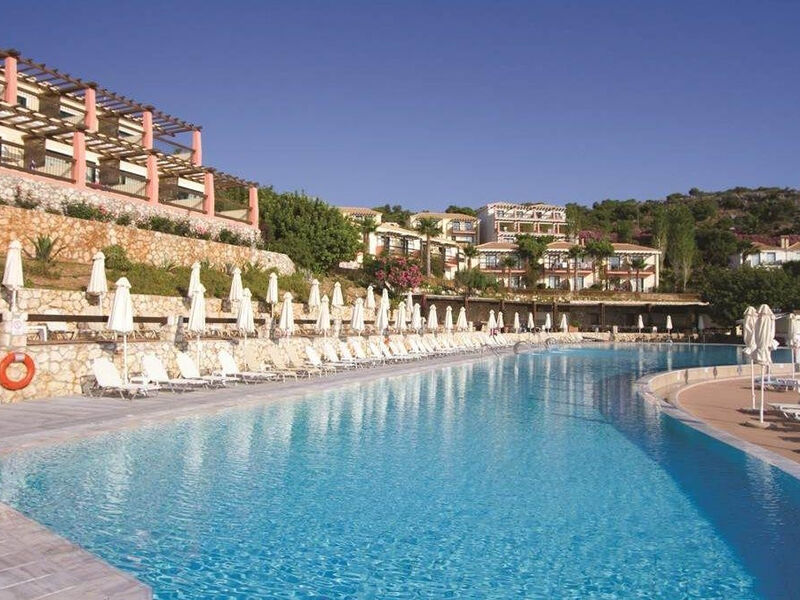 Apostolata Island Resort & Spa