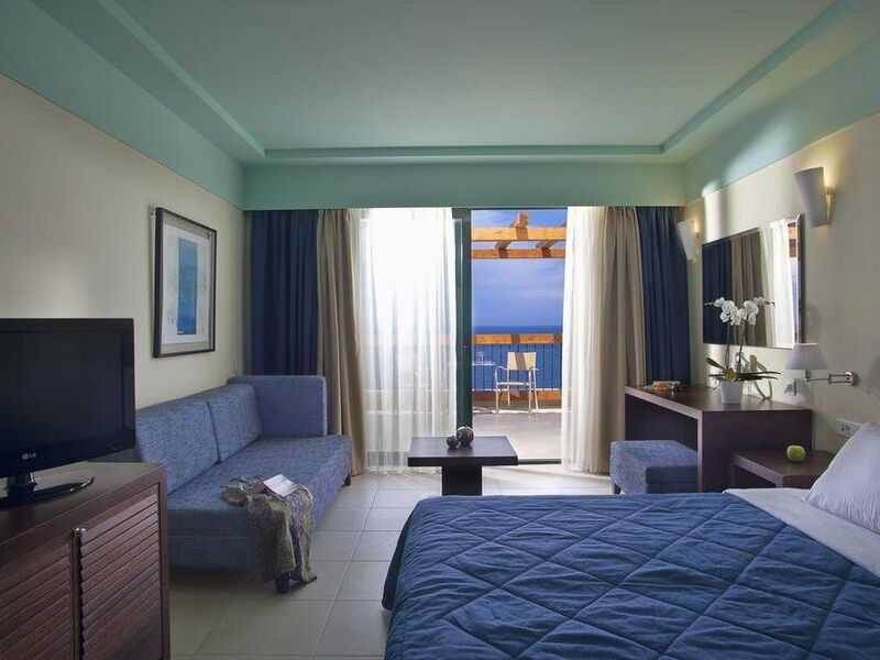 Apostolata Island Resort & Spa